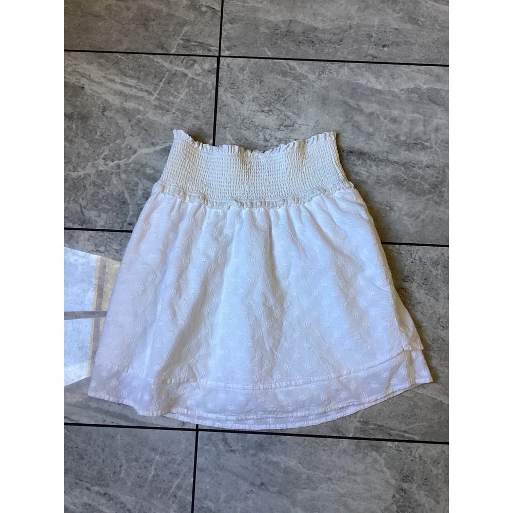 Rails Addison White Embroidered Daisies Smocked Mini Skirt XS Eyelet Cotton
